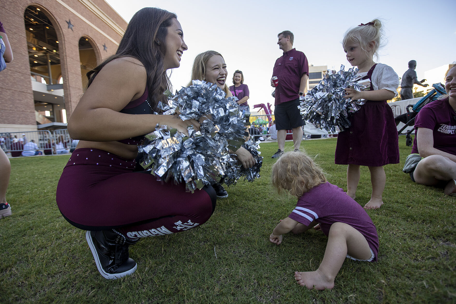 101021-bcs-news-aggiesm-p4